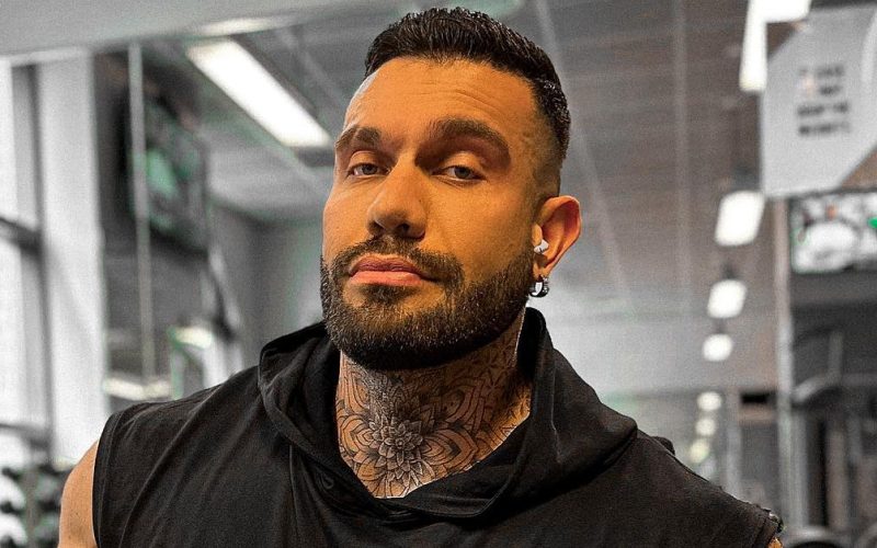 Lucas Lakutsin Alter, Größe, Gewicht, vermögen, Freundin, Ehefrau